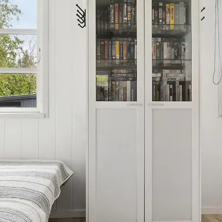 Pet Friendly In With Wifi 펜션 Rødby